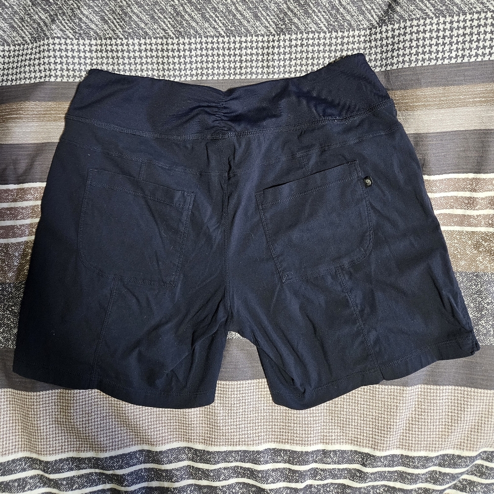 Mountain Hardwear Short - Picture 2 of 3